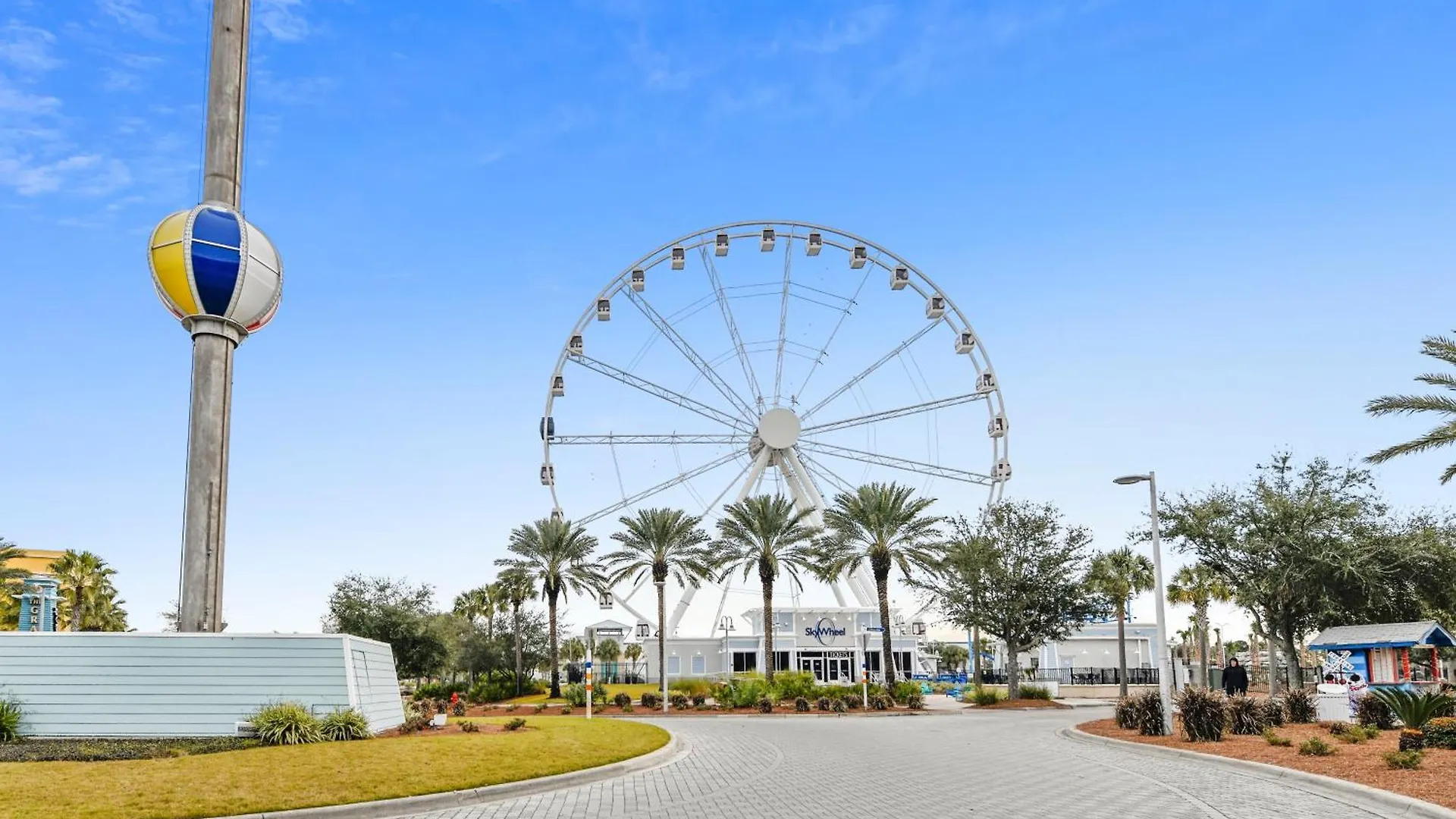 Emerald Beach #1736 By Book That Condo Panama City Beach