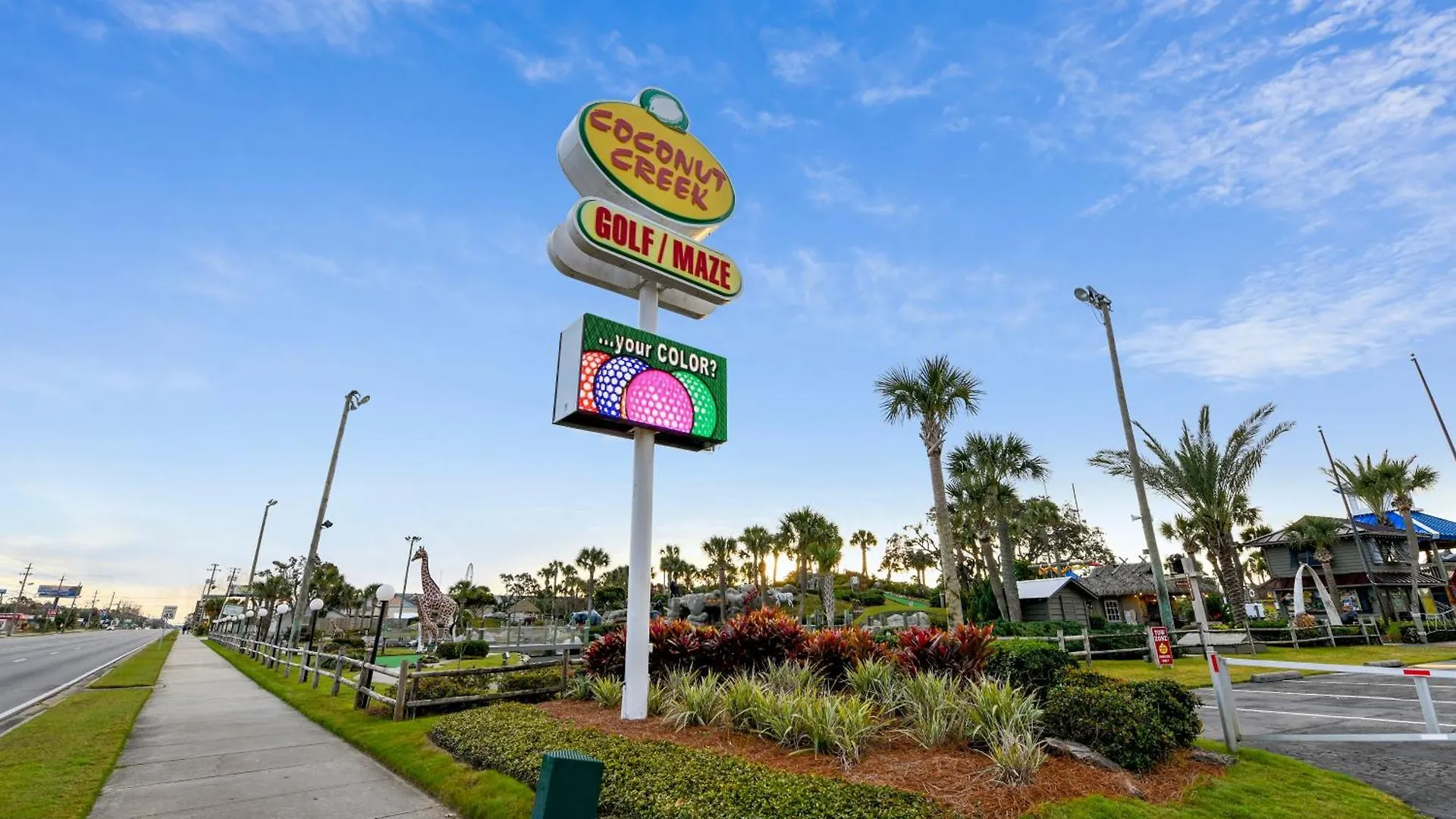 Holiday home Emerald Beach #1736 By Book That Condo Panama City Beach