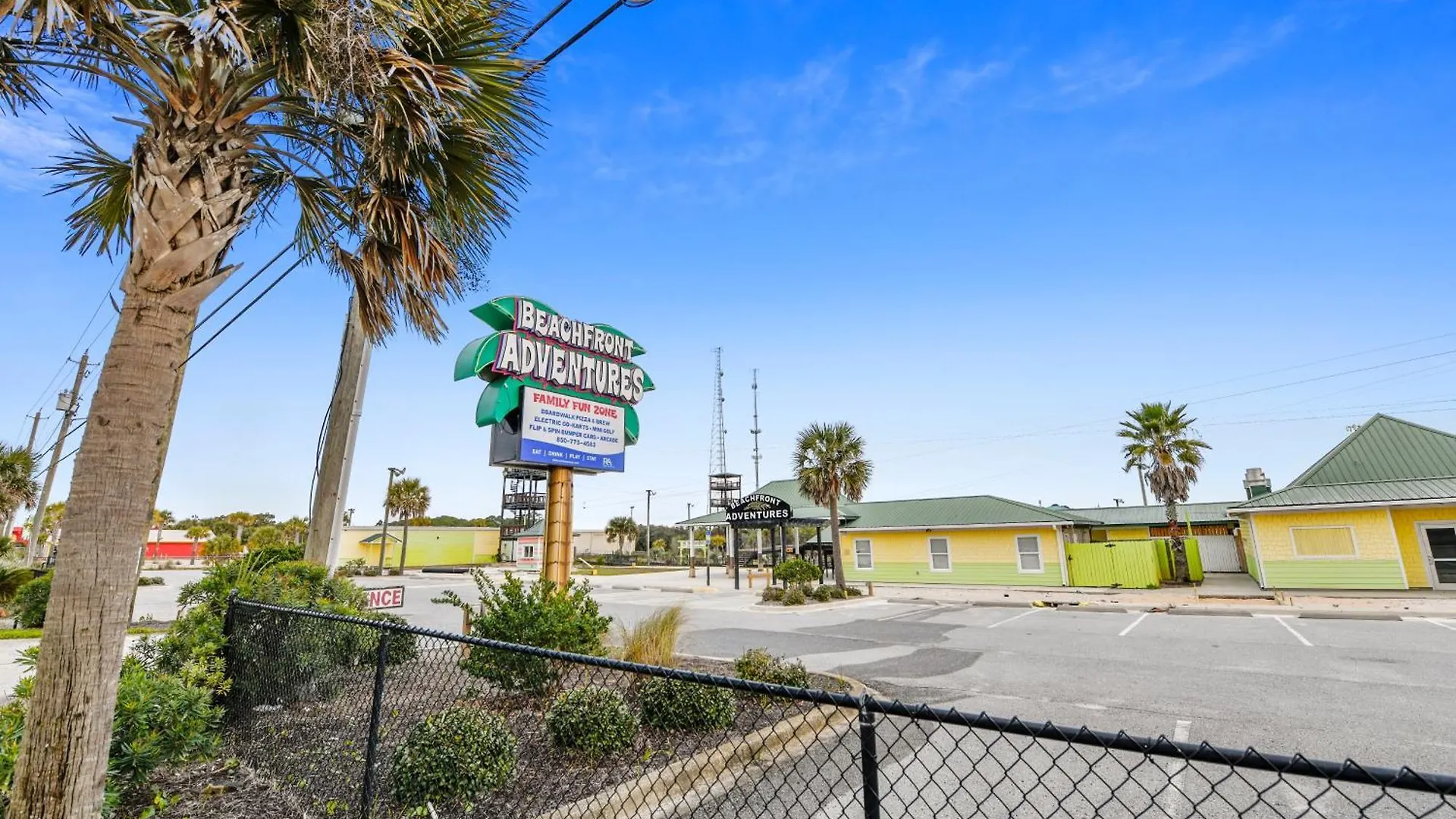 Holiday home Emerald Beach #1736 By Book That Condo Panama City Beach United States